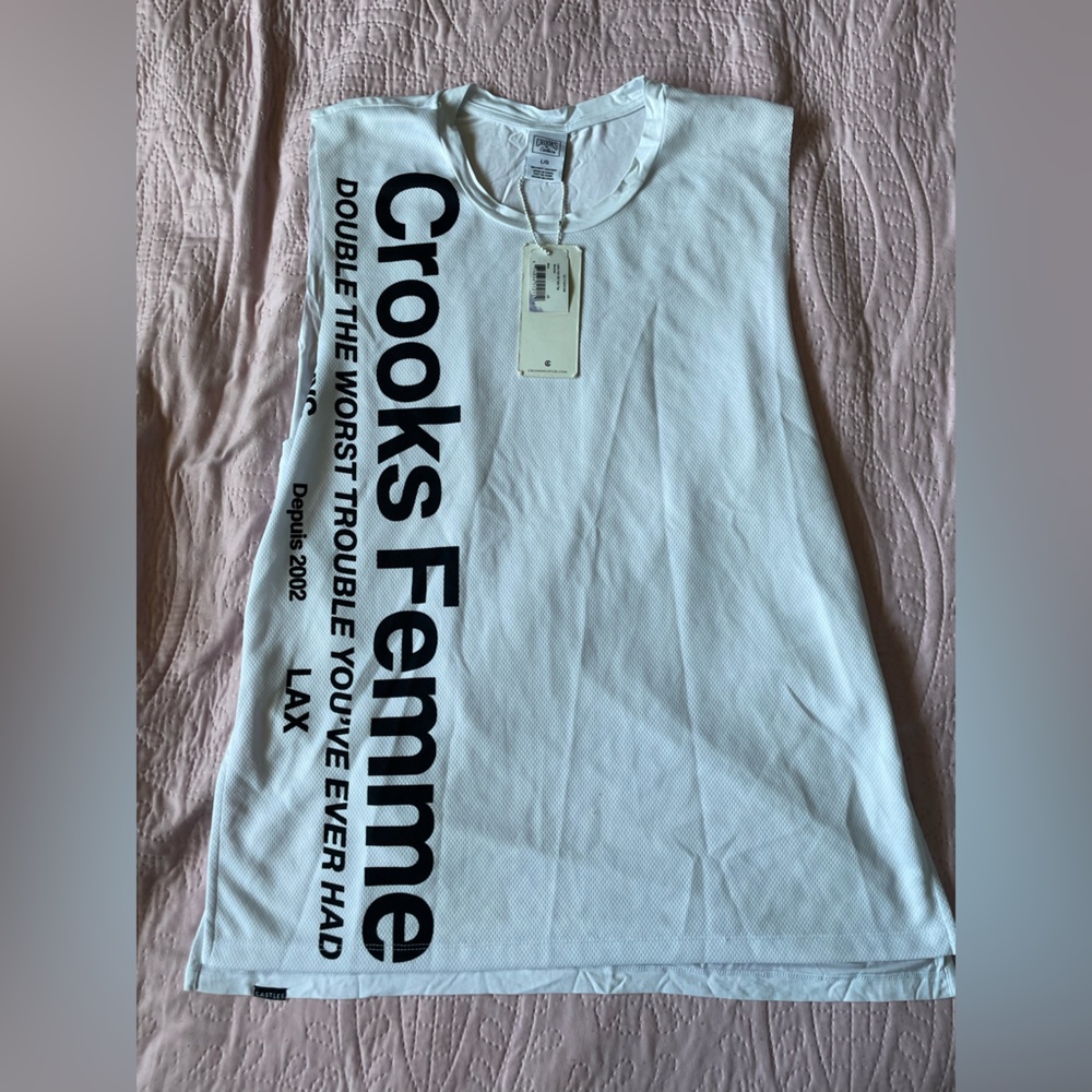 White Crooks and castles long tank top NWT